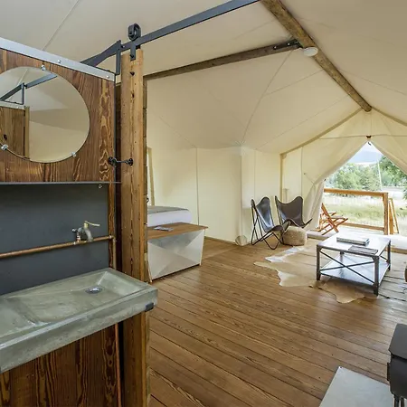 Under Canvas North Yellowstone - Paradise Valley Livingston Extérieur photo