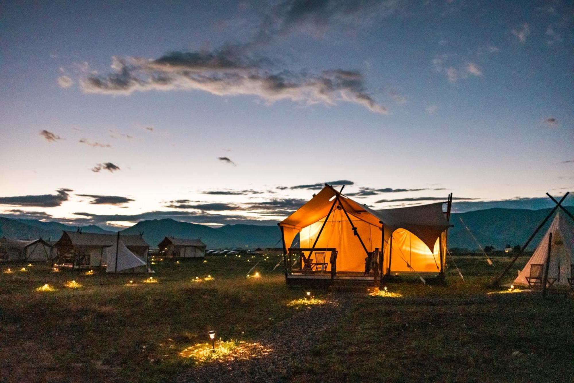 Under Canvas North Yellowstone - Paradise Valley Tente de luxe *