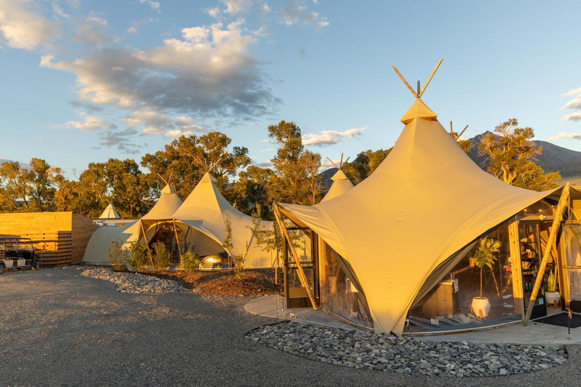Under Canvas North Yellowstone - Paradise Valley Tente de luxe *